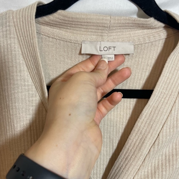 LOFT Beige Ribbed Cardigan - Picture 2 of 8